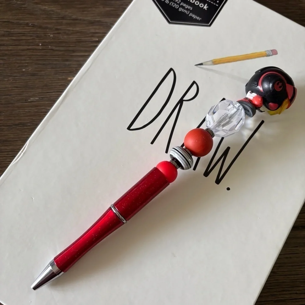 Disney Doorables: Star Wars: Poe Dameron handmade beaded pen